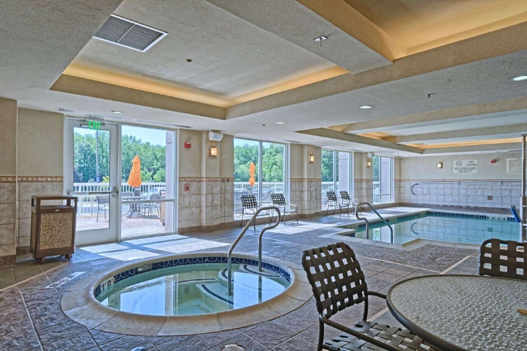Hilton Garden Inn By Hilton Маунт-Лорел Экстерьер фото